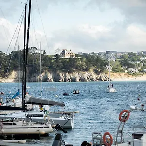 https://le-cabestan-appartement-proche-plage-morgat.inbrittany.com